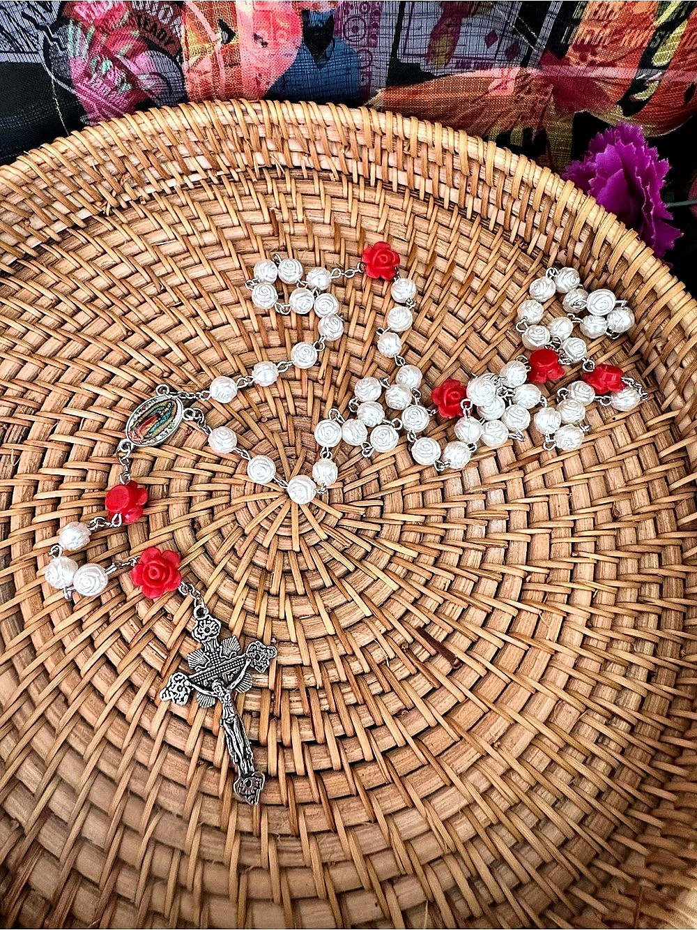 Spirit Rosary Prayer Beads – White & Red Roses